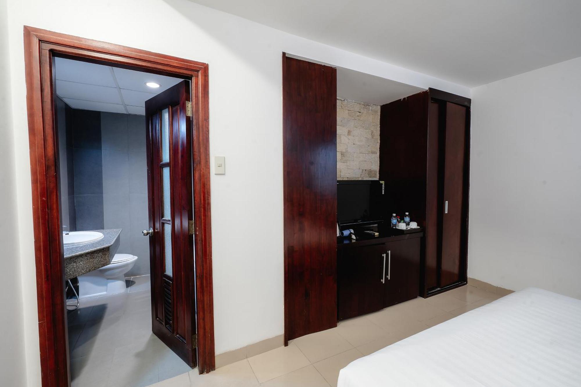 King Hotel Nha Trang Exterior photo